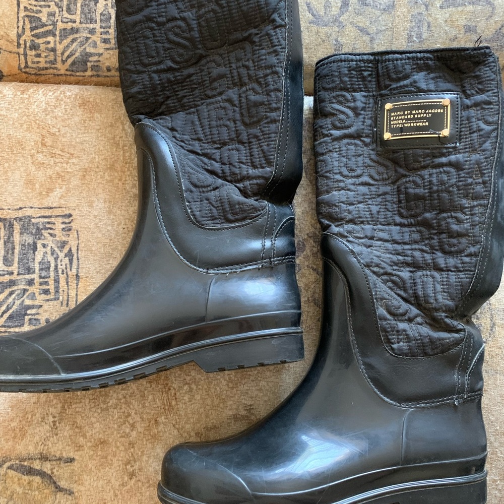 Marc by Marc Jacobs logo quilted rubber boots (7)